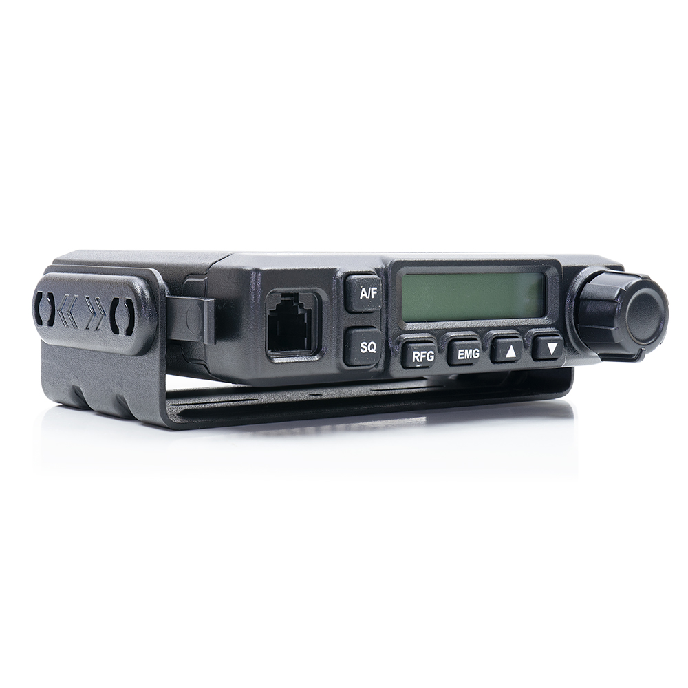 PNI-HP-6500_5 CB PNI Escort HP 6500, multistandard, 4W, AM-FM, 12V, ASQ, RF Gain, cigarette lighter included